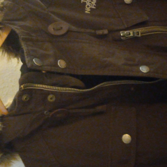 Mens North Face Havent winter coat with fur hood - Picture 6 of 16